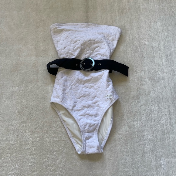 SOLID & STRIPED Other - Solid & Striped The Madeline Belt Floral One-Piece